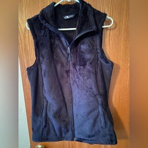 The North Face Women's Black Fleece Vest